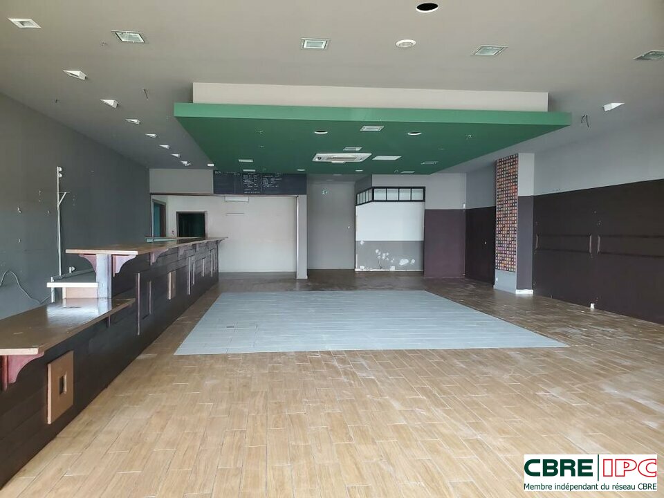 CBRE IPC Immobilier d'entreprise LOCATION Local commercial  TARNOS 7077AP/LB