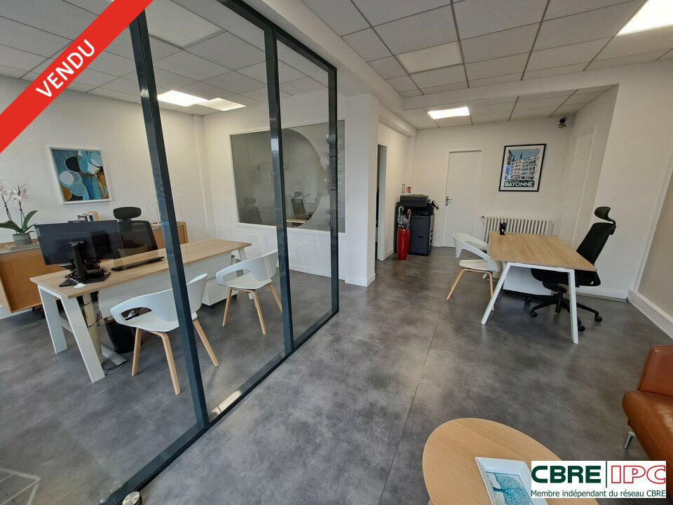 CBRE IPC Immobilier d'entreprise VENTE Local commercial  BAYONNE 7278FD