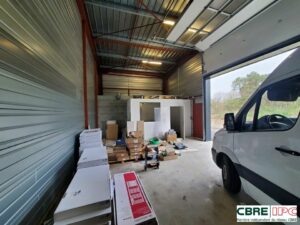 CBRE IPC Immobilier d'entreprise LOCATION Local d'activités  LABENNE 7528AP