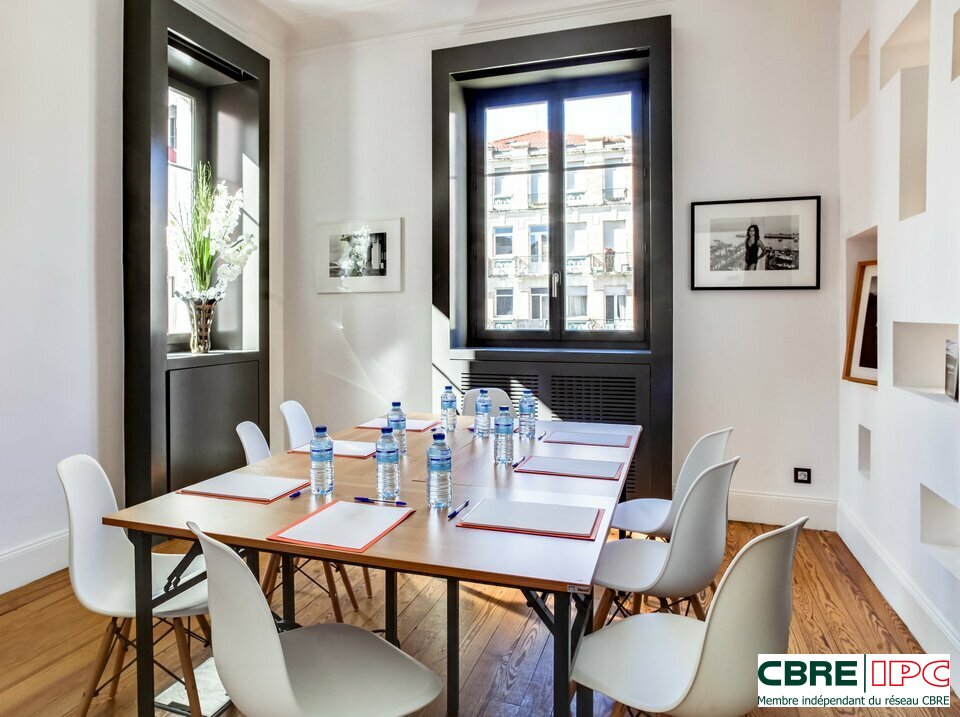 CBRE IPC Immobilier d'entreprise LOCATION Bureau  BIARRITZ 7217FD