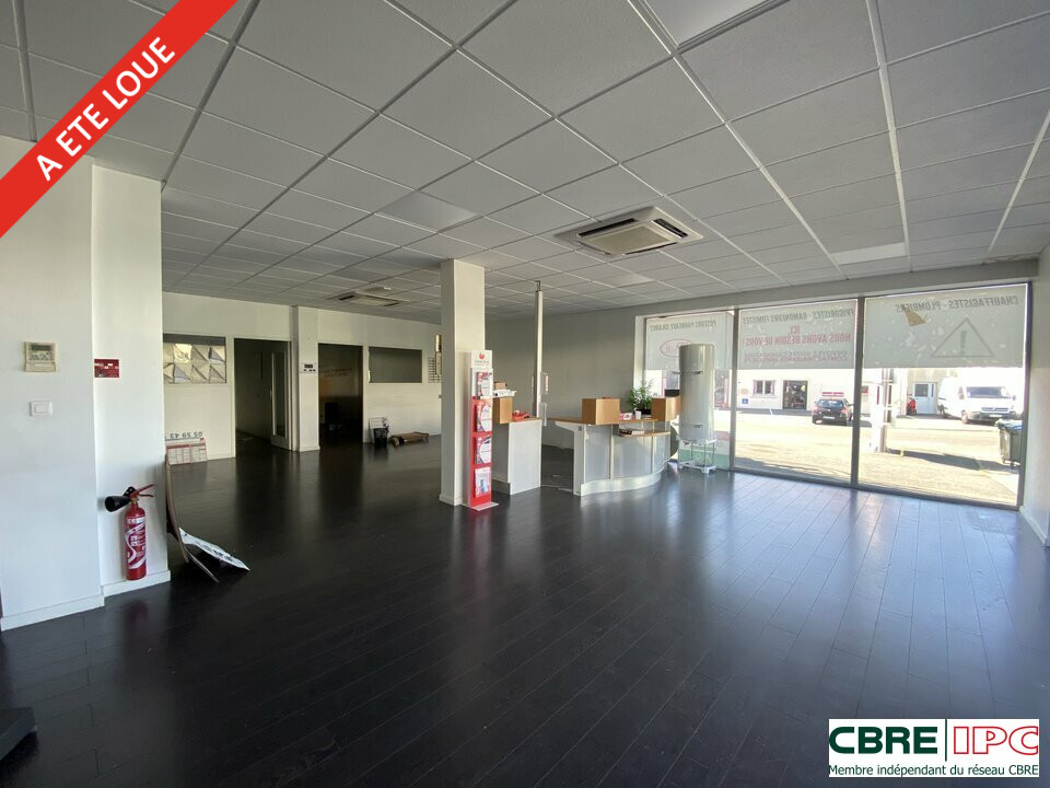 CBRE IPC Immobilier d'entreprise LOCATION Local commercial  ANGLET 7271FD2