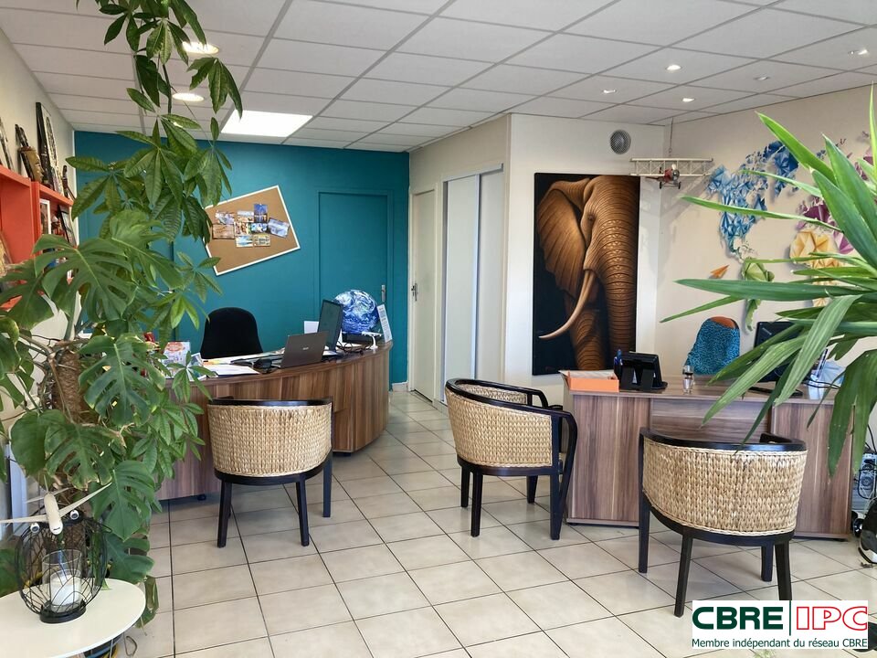 CBRE IPC Immobilier d'entreprise CESSION DAB Local commercial  ANGLET 7276FD