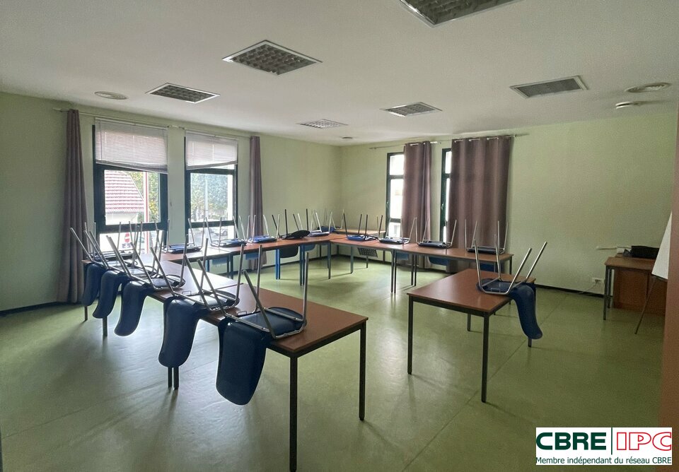 CBRE IPC Immobilier d'entreprise LOCATION Bureau  PAU 7406FL