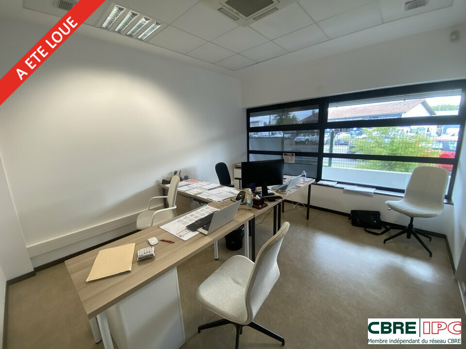 CBRE IPC Immobilier d'entreprise LOCATION Local d'activités  DAX 7477YA