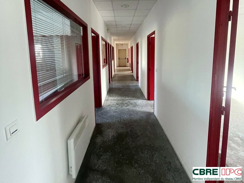 CBRE IPC Immobilier d'entreprise VENTE Bureau  PAU 7334FL