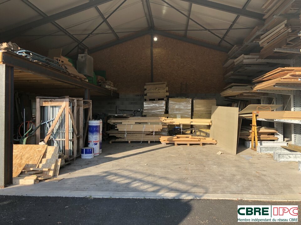 CBRE IPC Immobilier d'entreprise LOCATION Local d'activités  USTARITZ 7260LB/AG