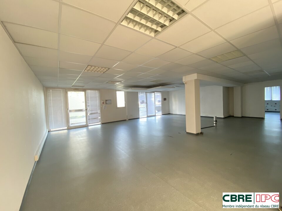 CBRE IPC Immobilier d'entreprise LOCATION Bureau  BAYONNE 7610FD3