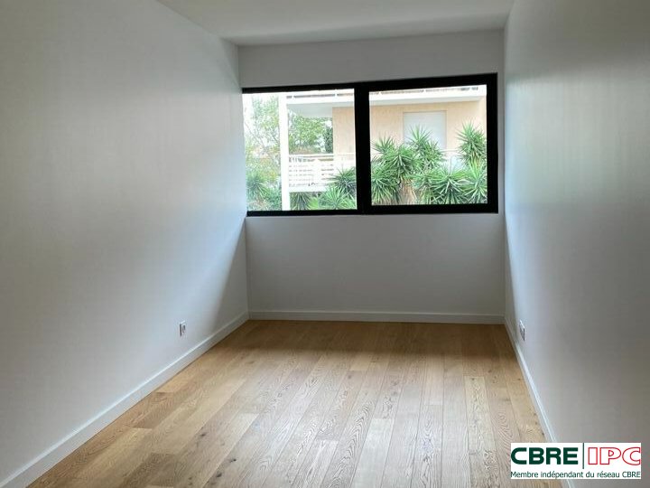 CBRE IPC Immobilier d'entreprise LOCATION Bureau  ANGLET 7650FD