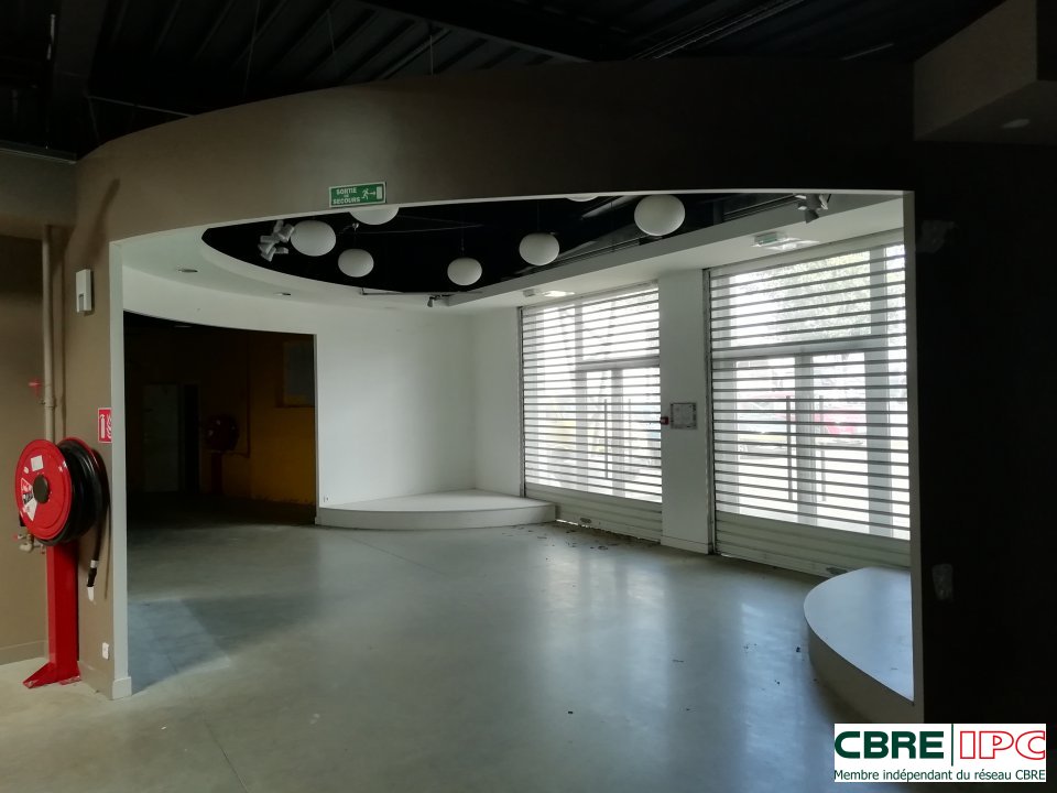 CBRE IPC Immobilier d'entreprise LOCATION Local commercial  MONT DE MARSAN 7589YA