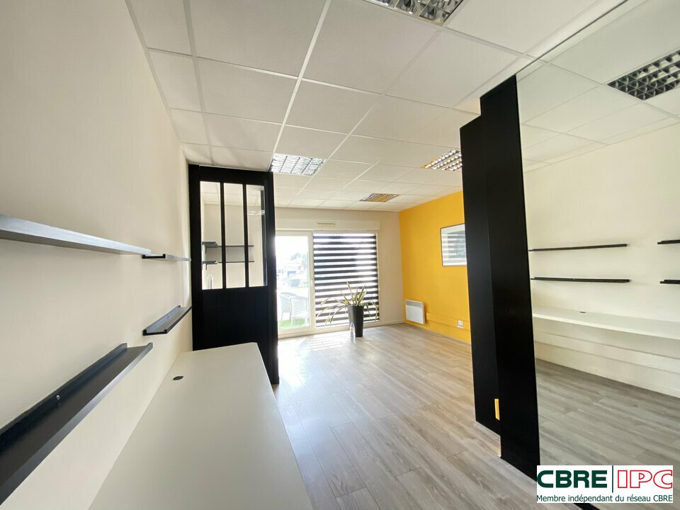 CBRE IPC Immobilier d'entreprise LOCATION Bureau ANGLET 20250507FD