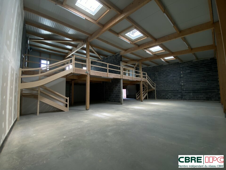 CBRE IPC Immobilier d'entreprise LOCATION Local d'activités BIDART 7138LB2