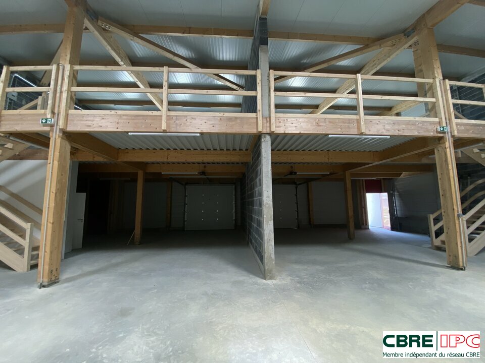 CBRE IPC Immobilier d'entreprise LOCATION Local d'activités BIDART 7138LB3
