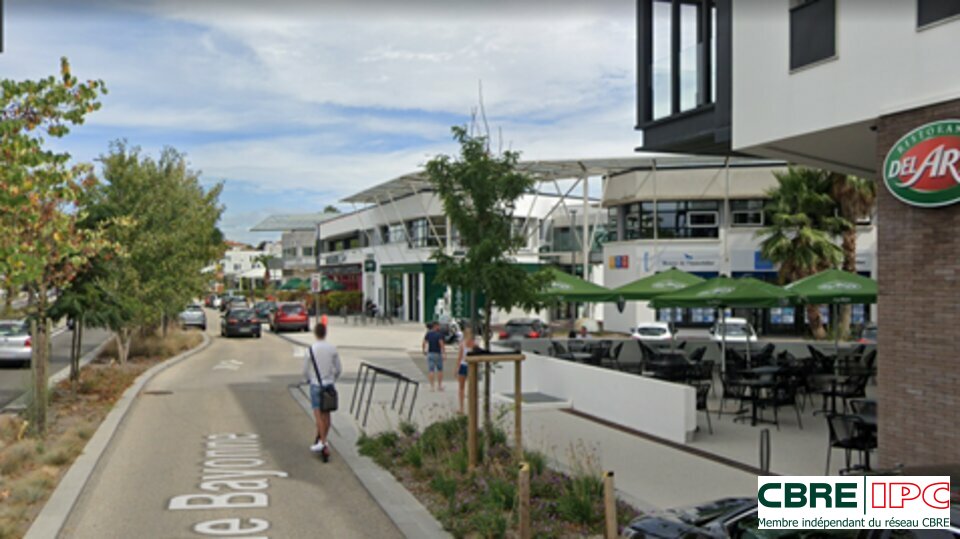 CBRE IPC Immobilier d'entreprise CESSION DAB Local commercial ANGLET 7267FD