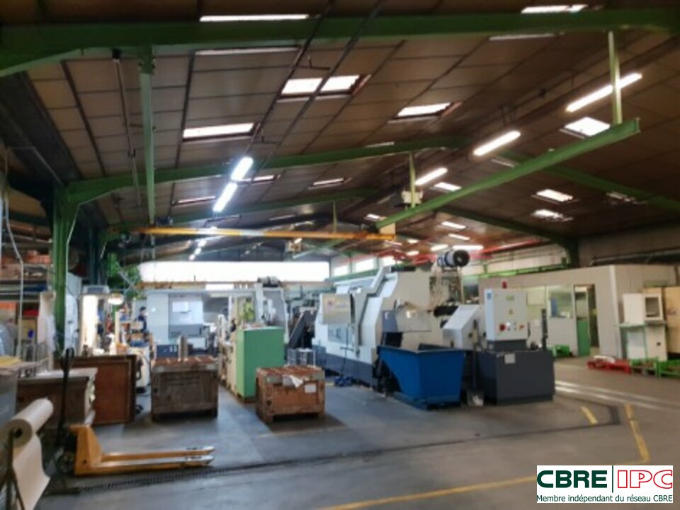CBRE IPC Immobilier d'entreprise LOCATION Local d'activités LONS 7357FL