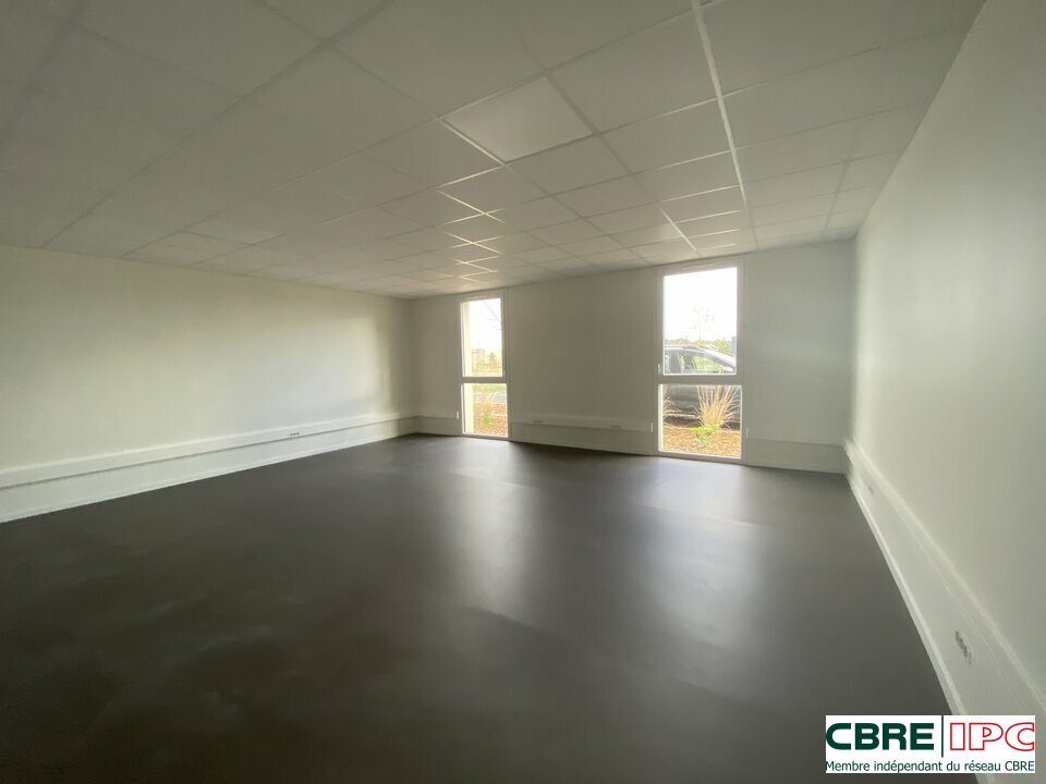 CBRE IPC Immobilier d'entreprise LOCATION Bureau SAINT GEOURS DE MAREMNE 7388YA