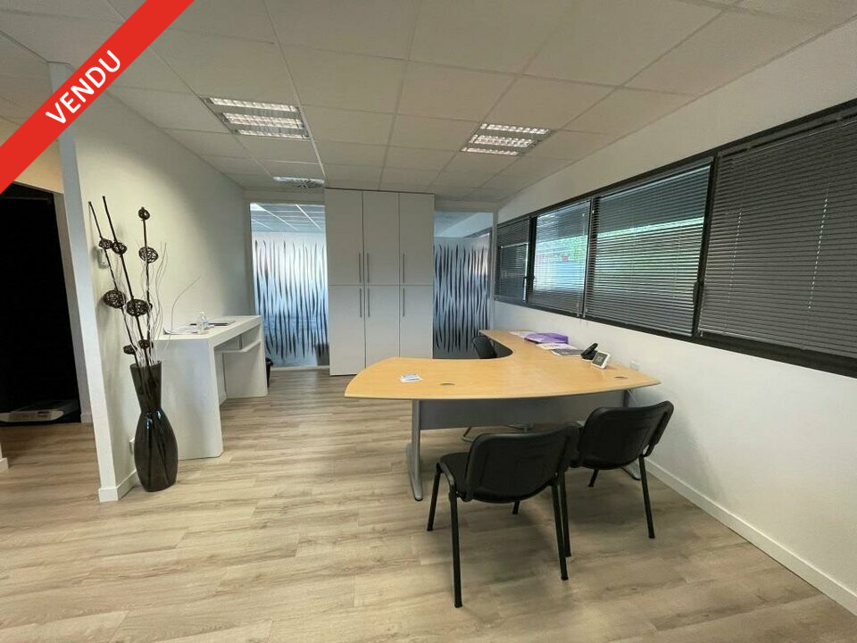 CBRE IPC Immobilier d'entreprise VENTE Bureau ANGLET 7475FD