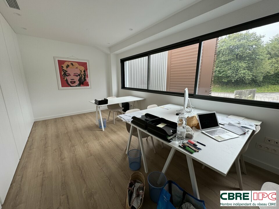 CBRE IPC Immobilier d'entreprise LOCATION Bureau SAINT JEAN DE LUZ 7557SD/PC