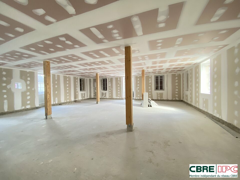 CBRE IPC Immobilier d'entreprise LOCATION Local commercial SAINT PIERRE D'IRUBE 7591FD2
