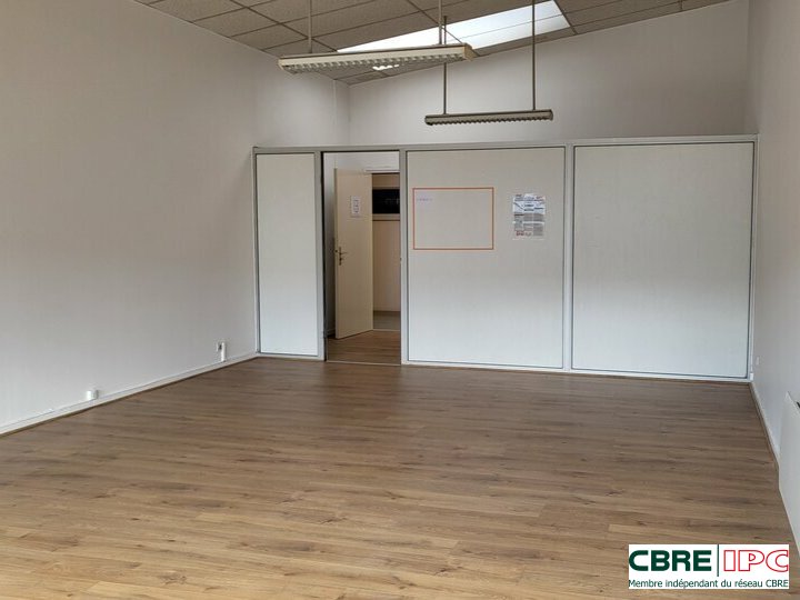 CBRE IPC Immobilier d'entreprise LOCATION Bureau BAYONNE 7639FD