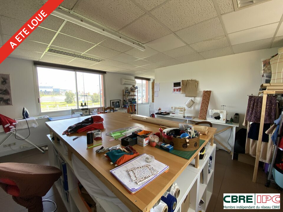 CBRE IPC Immobilier d'entreprise LOCATION Bureau ANGLET 7683FD