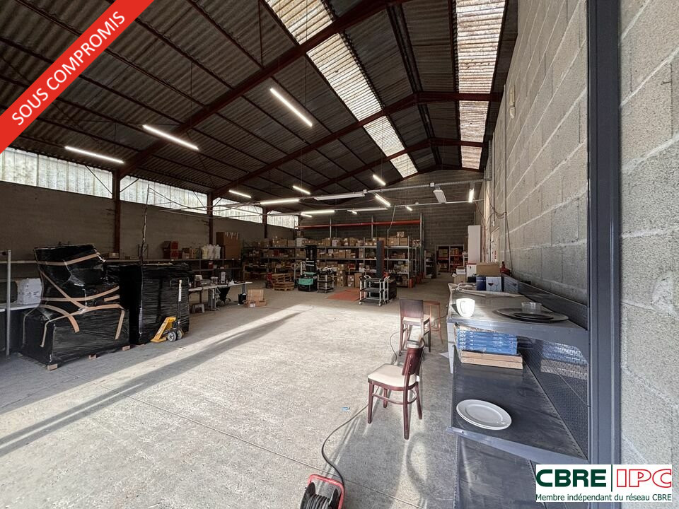 CBRE IPC Immobilier d'entreprise VENTE Local commercial LONS 7729FL