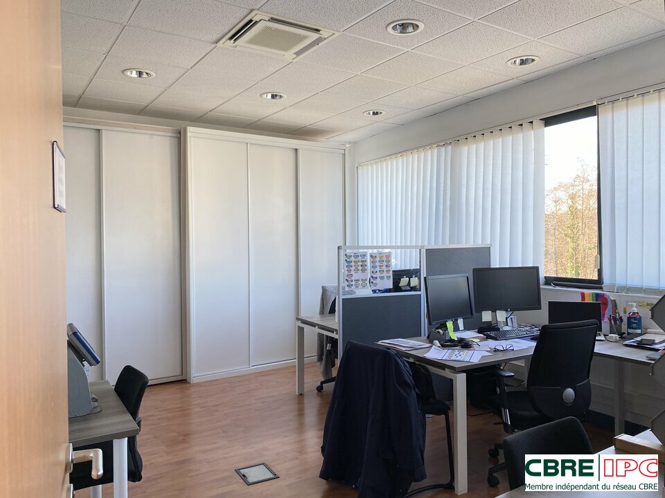 CBRE IPC Immobilier d'entreprise LOCATION Bureau ANGLET 7736FD