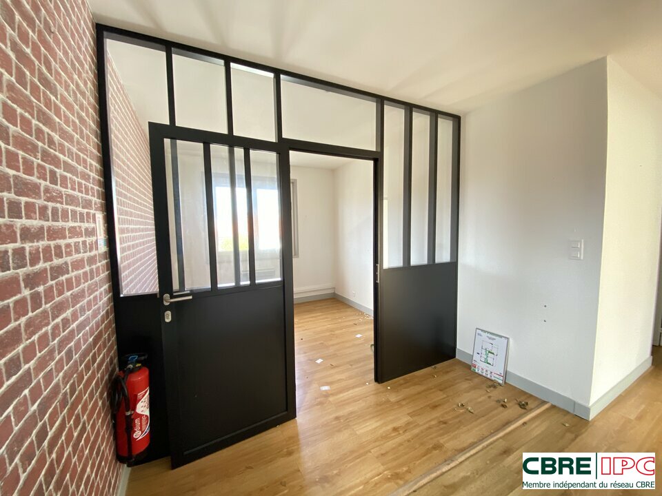 CBRE IPC Immobilier d'entreprise LOCATION Bureau ANGLET 7787FD