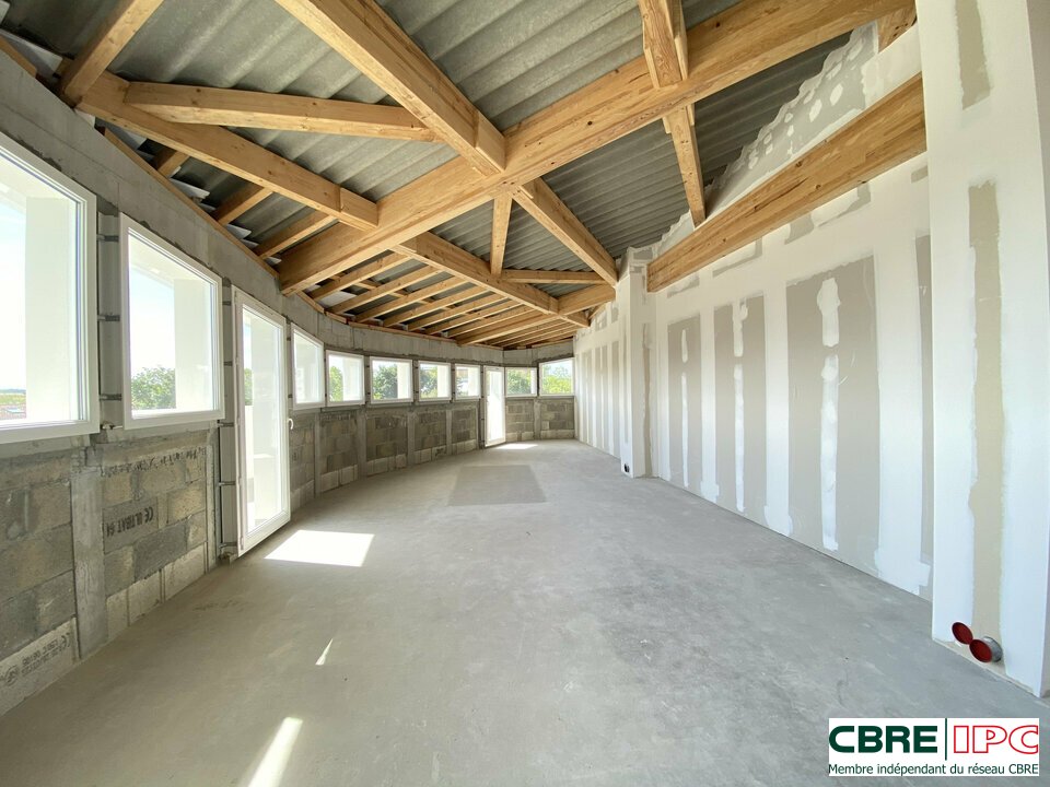 CBRE IPC Immobilier d'entreprise LOCATION Bureau  BIARRITZ 7879FD