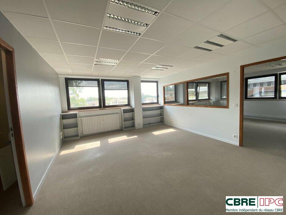 CBRE IPC Immobilier d'entreprise LOCATION Bureau  BAYONNE 7926FD