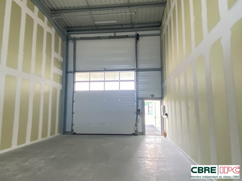 CBRE IPC Immobilier d'entreprise LOCATION Local d'activités  SAINT MARTIN DE SEIGNANX 7776LB/MP3