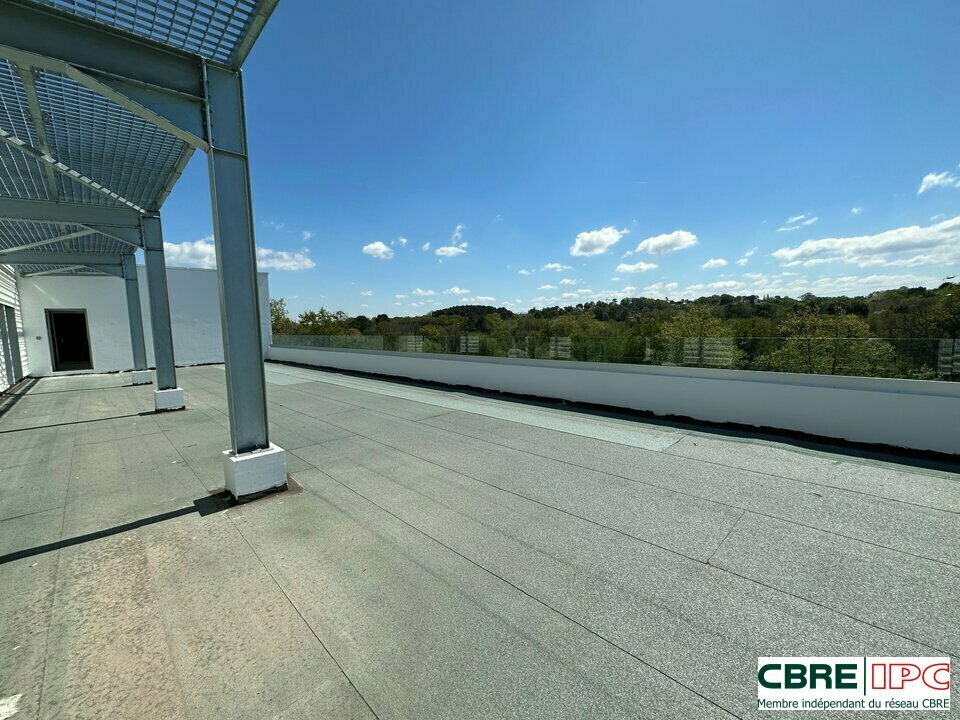 CBRE IPC Immobilier d'entreprise VENTE Bureau ANGLET 20250521FD