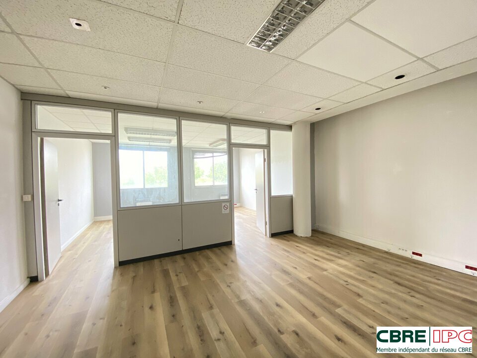 CBRE IPC Immobilier d'entreprise LOCATION Bureau BAYONNE 7592FD