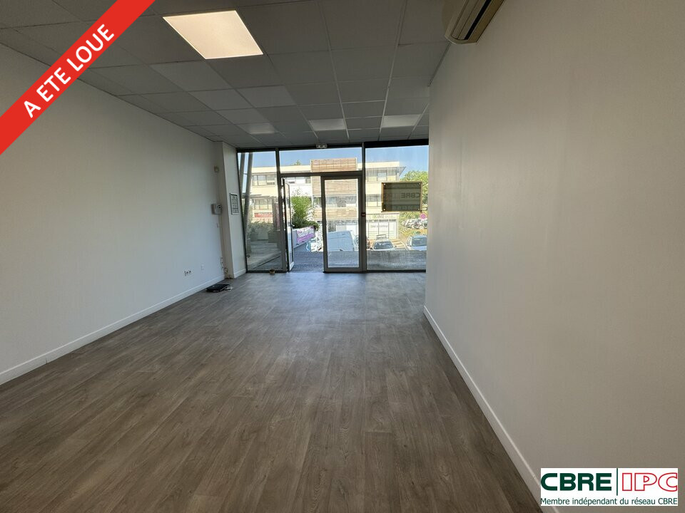 CBRE IPC Immobilier d'entreprise LOCATION Local commercial ANGLET 7694FD