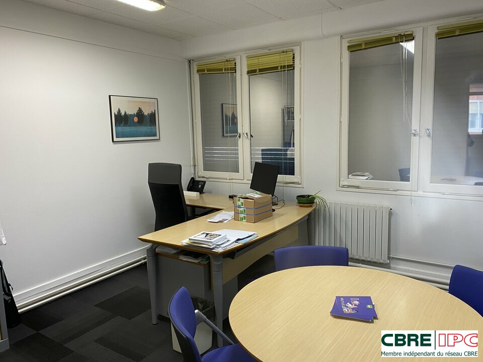 CBRE IPC Immobilier d'entreprise VENTE Bureau MONT-DE-MARSAN 7745YA