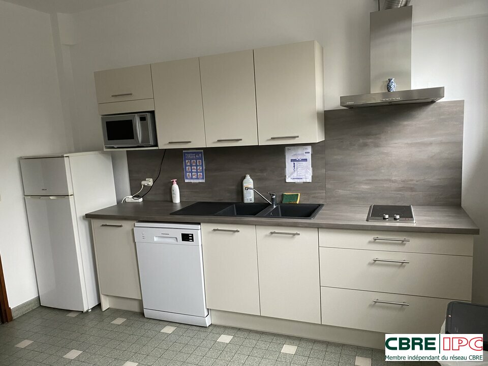 CBRE IPC Immobilier d'entreprise VENTE Bureau MONT-DE-MARSAN 7745YA