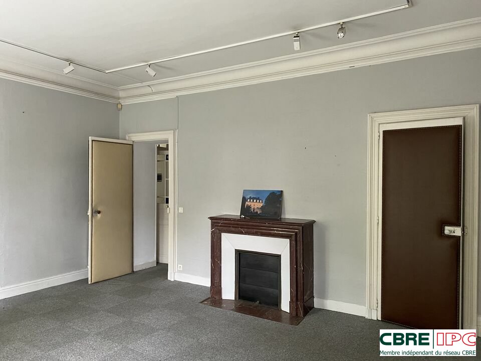 CBRE IPC Immobilier d'entreprise VENTE Bureau PAU 7748FL