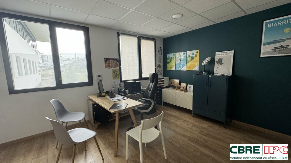 CBRE IPC Immobilier d'entreprise VENTE Bureau BIARRITZ 7895FD