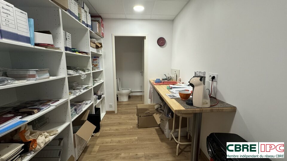 CBRE IPC Immobilier d'entreprise VENTE Bureau BIARRITZ 7895FD
