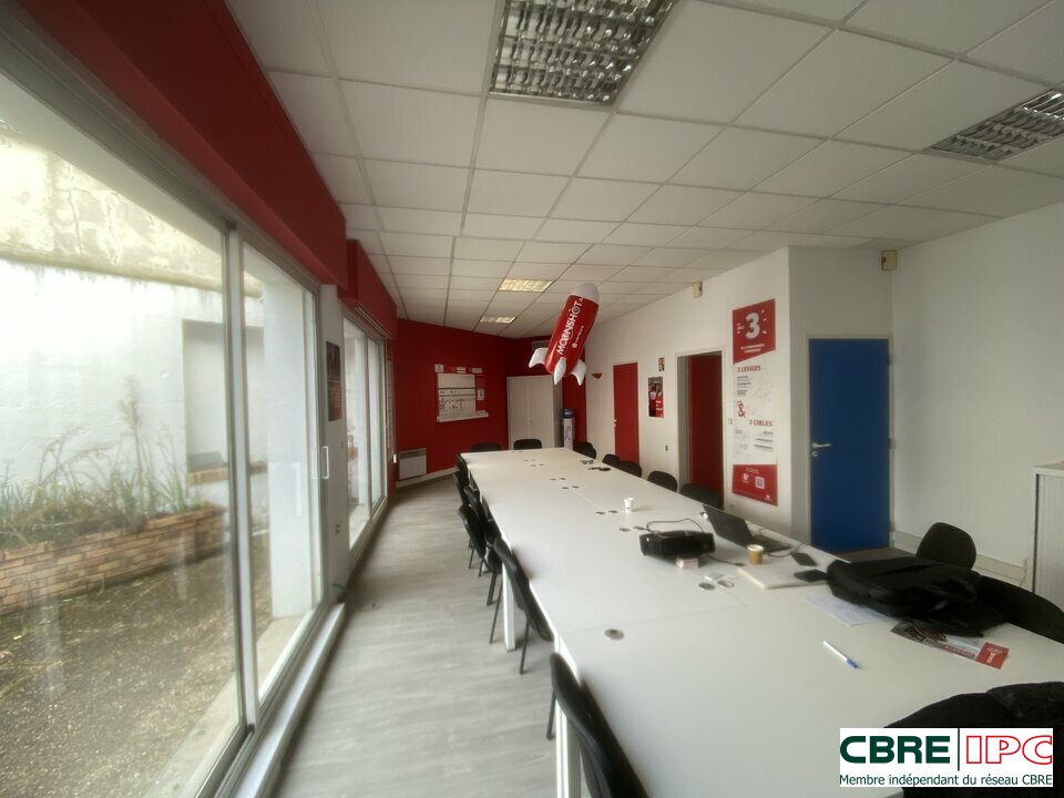 CBRE IPC Immobilier d'entreprise LOCATION Bureau MONT DE MARSAN 7921YA