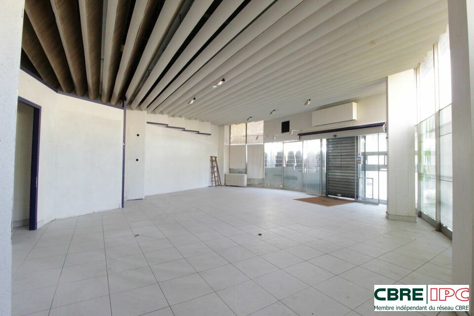 CBRE IPC Immobilier d'entreprise VENTE Local commercial MONT-DE-MARSAN 7956YA