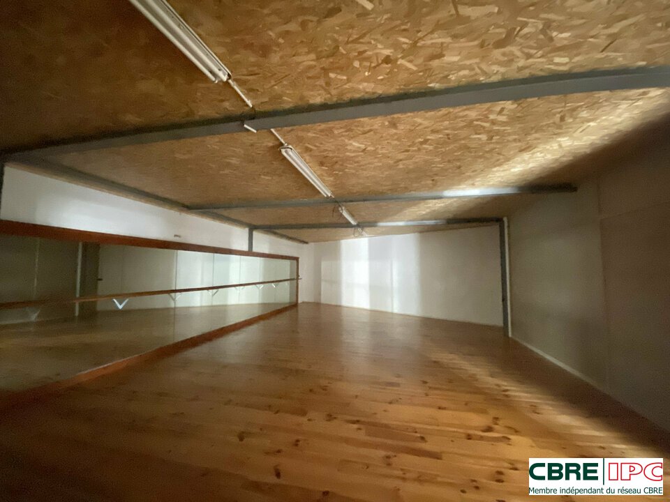 CBRE IPC Immobilier d'entreprise LOCATION Bureau BAYONNE 7977FD