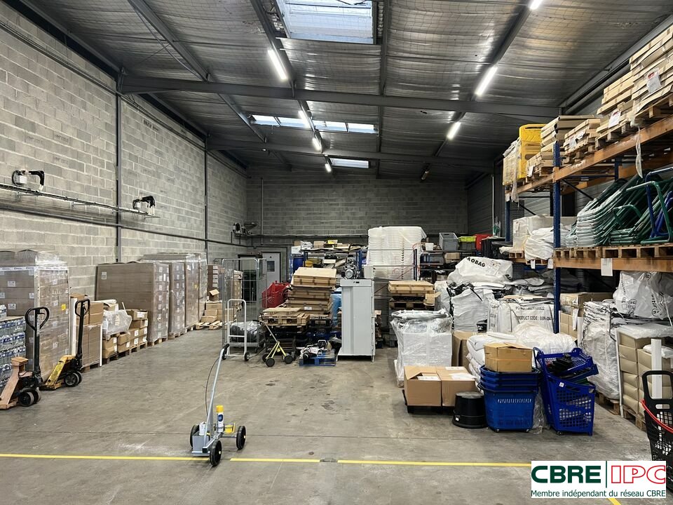 CBRE IPC Immobilier d'entreprise LOCATION Local d'activités SAINT MARTIN DE SEIGNANX 8056MP