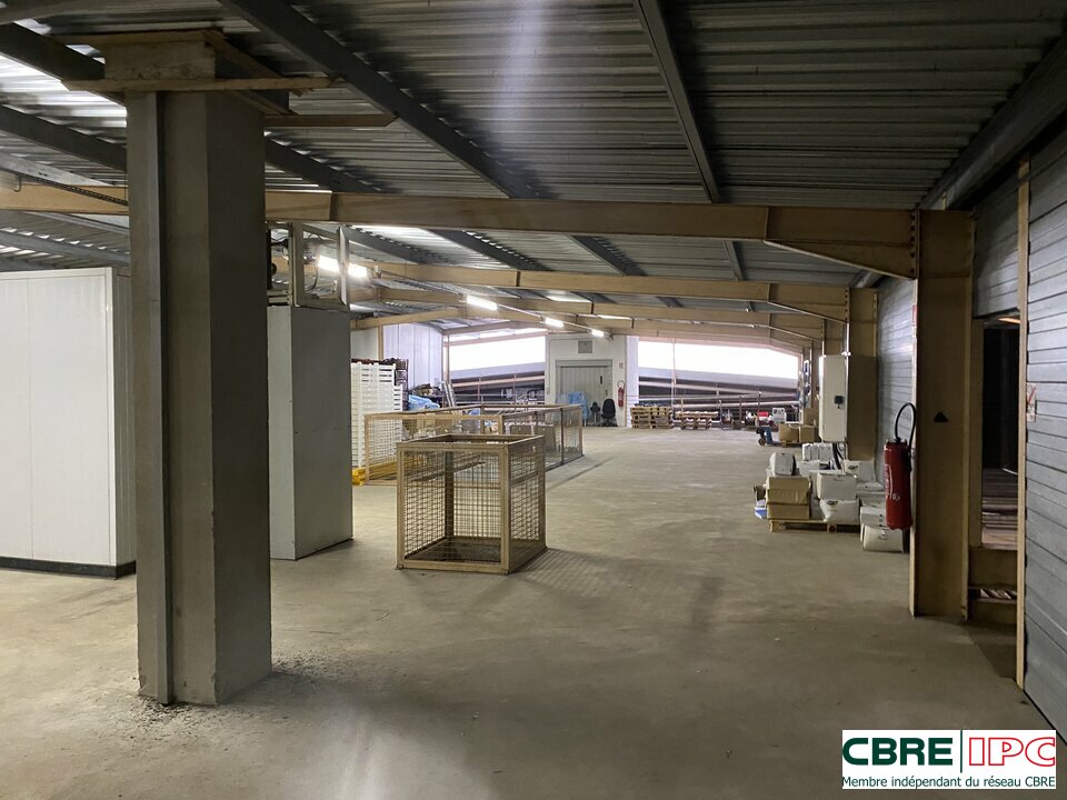 CBRE IPC Immobilier d'entreprise VENTE Local d'activités PONTONX SUR L'ADOUR 7326YA