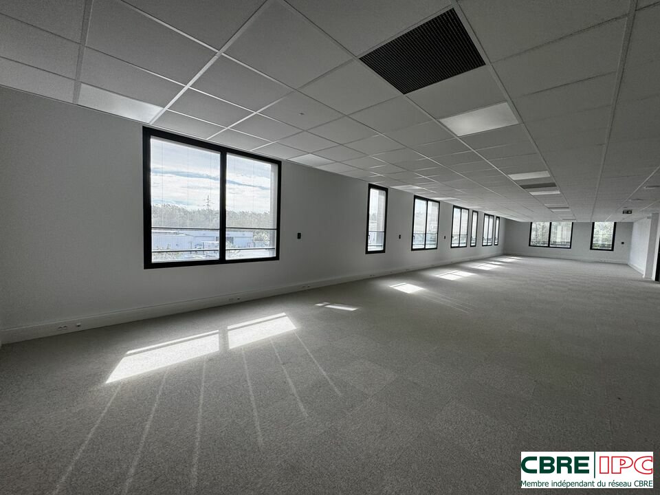 CBRE IPC Immobilier d'entreprise LOCATION Bureau ANGLET 7480FD4