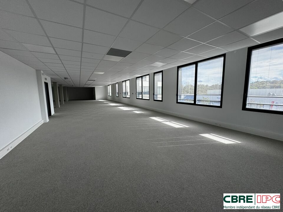 CBRE IPC Immobilier d'entreprise LOCATION Bureau ANGLET 7480FD4
