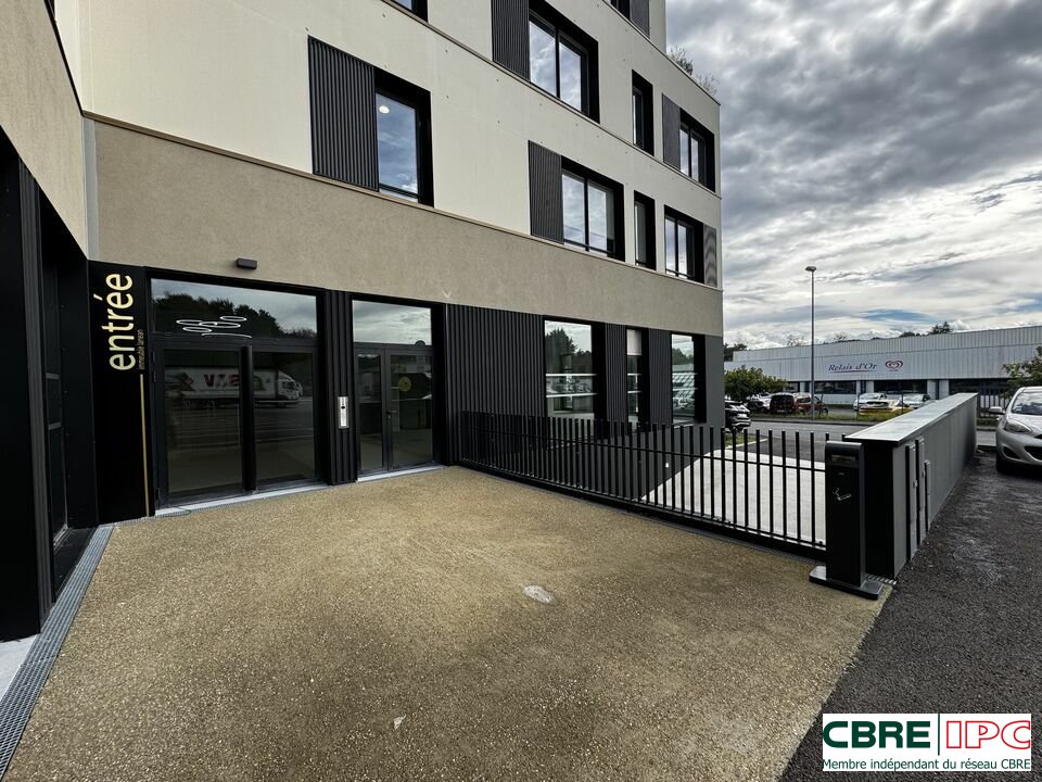 CBRE IPC Immobilier d'entreprise LOCATION Bureau ANGLET 7480FD4