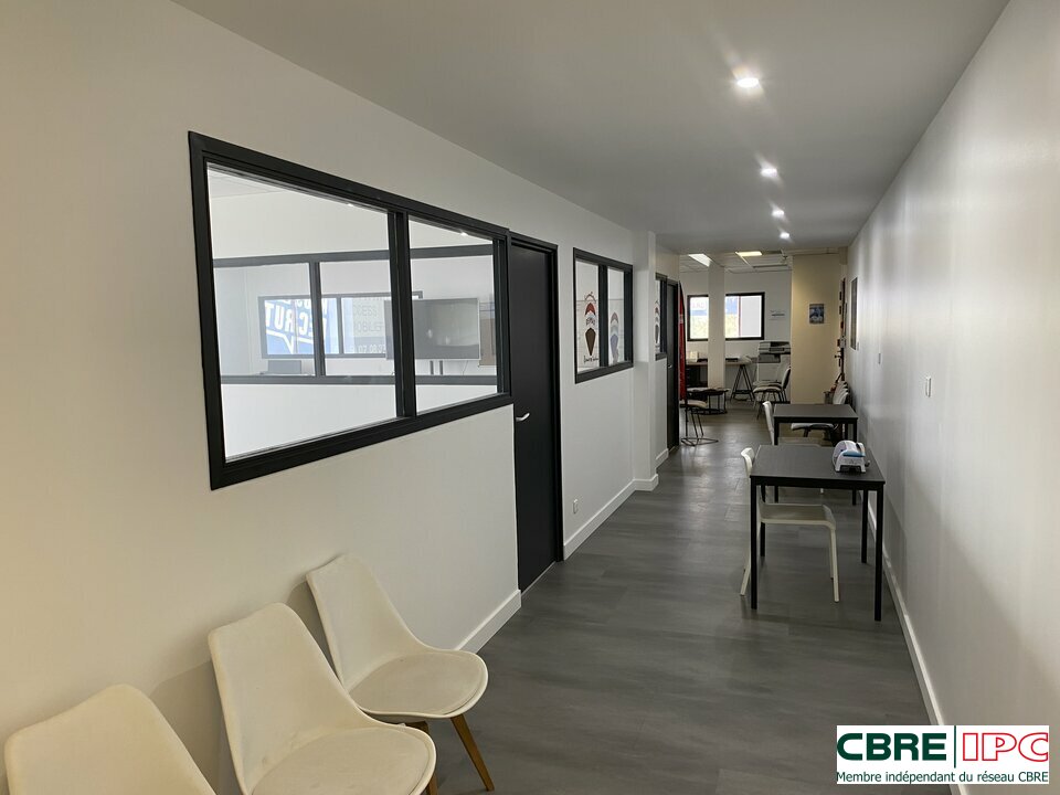 CBRE IPC Immobilier d'entreprise VENTE Bureau SAINT PAUL LES DAX 7759YA