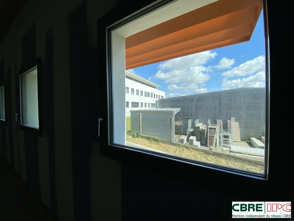 CBRE IPC Immobilier d'entreprise VENTE Bureau BIARRITZ 7870FD1