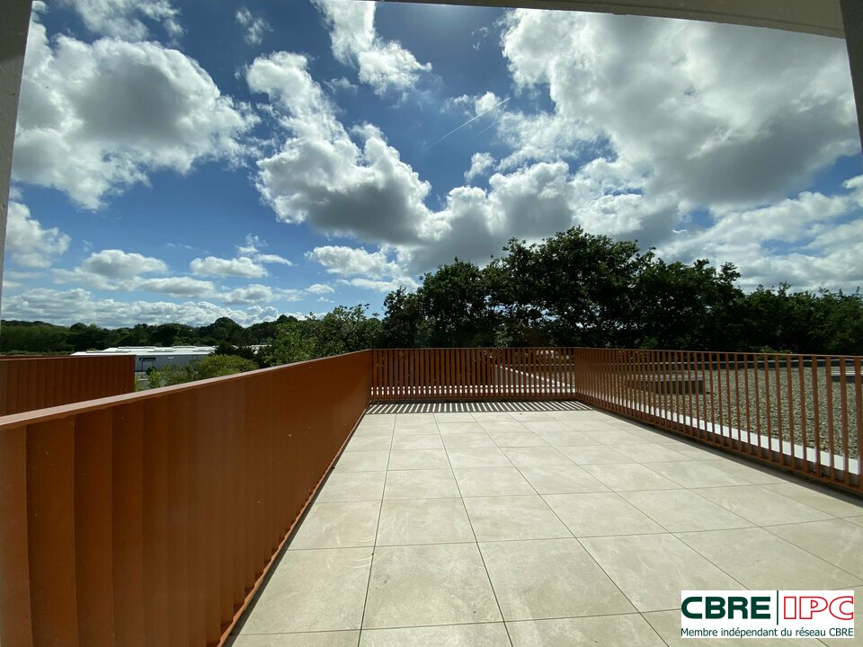 CBRE IPC Immobilier d'entreprise VENTE Bureau BIARRITZ 7870FD4