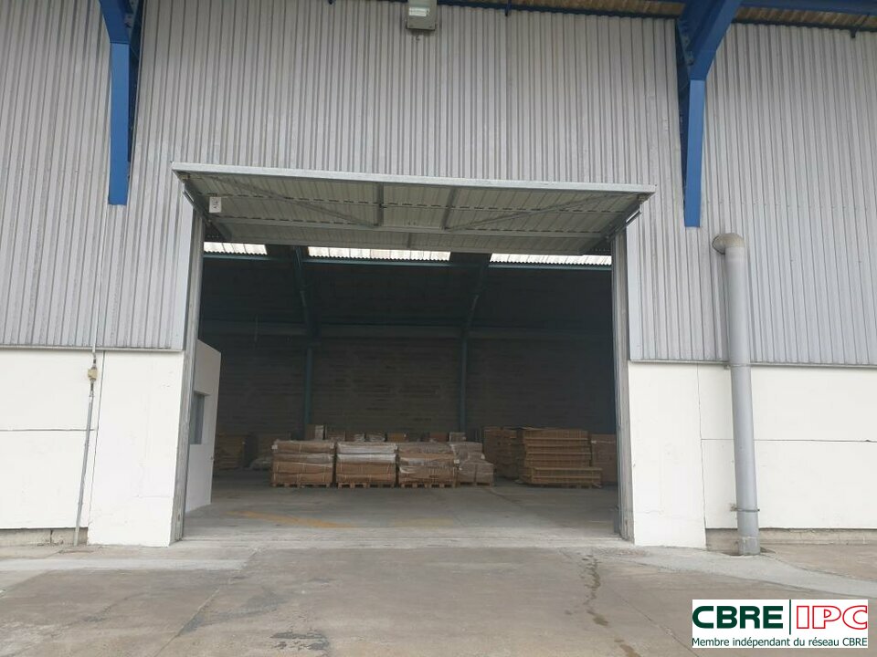 CBRE IPC Immobilier d'entreprise LOCATION Local d'activités HENDAYE 7892EL